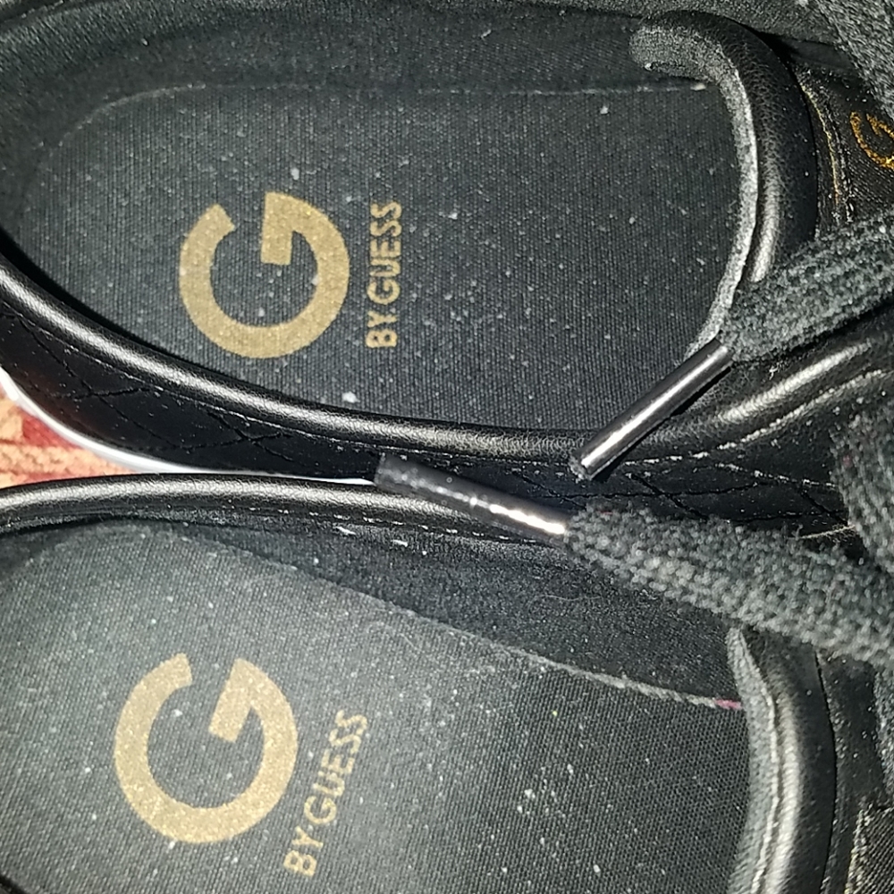 Shoes - Picture 3 of 3